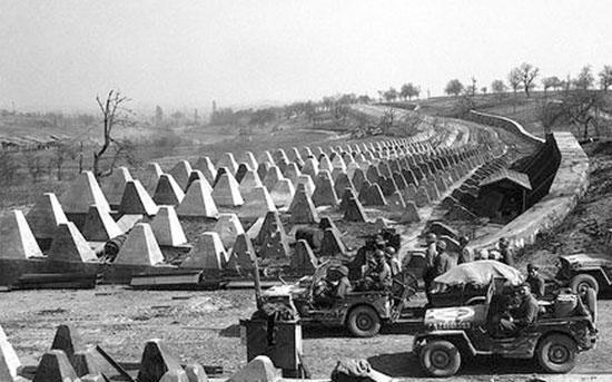 西班牙防线铜墙铁壁，击退对手攻势的简单介绍