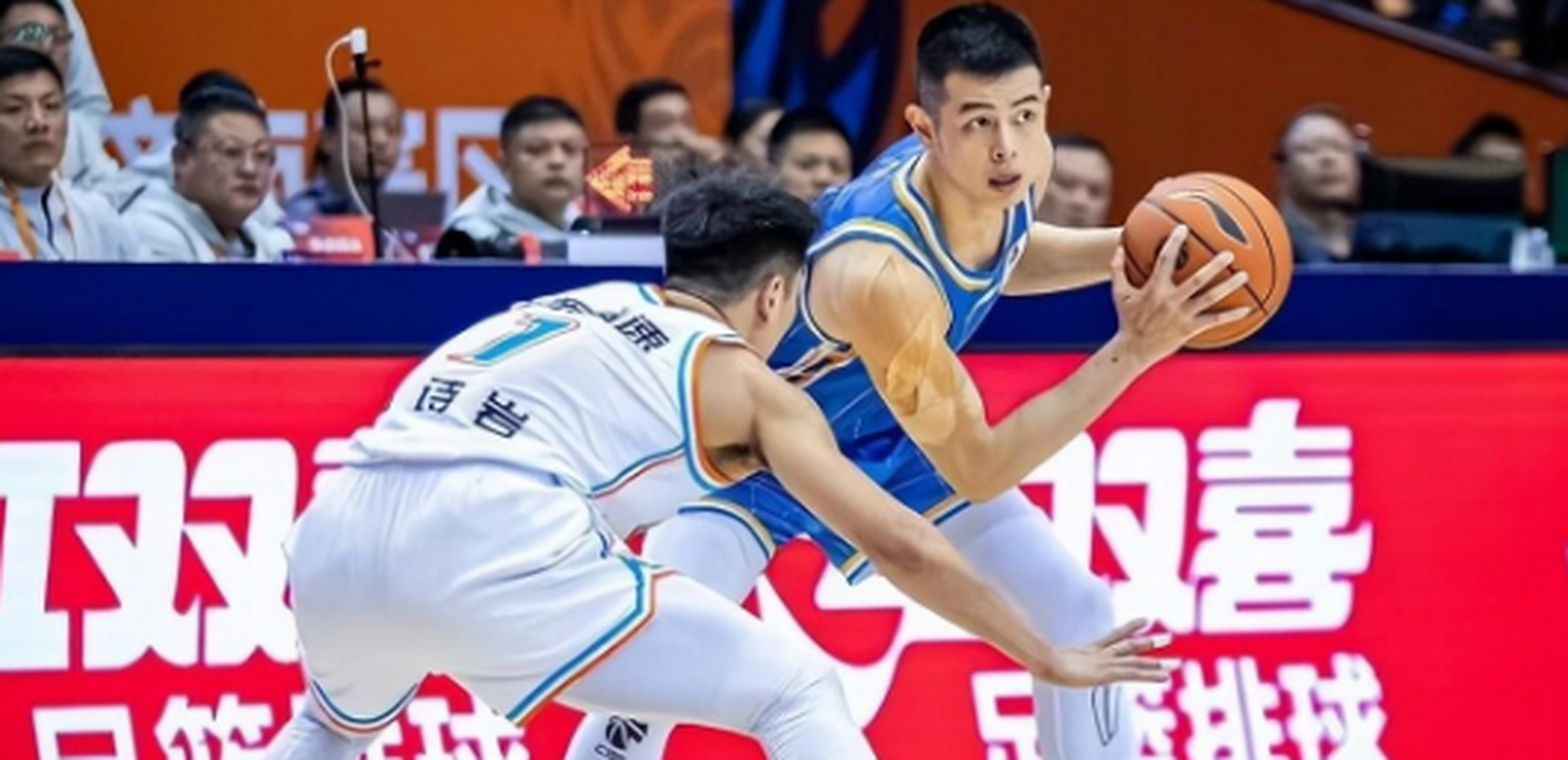 开云体育官网-北京首钢男篮战术调整遭质疑，需重塑信心的简单介绍