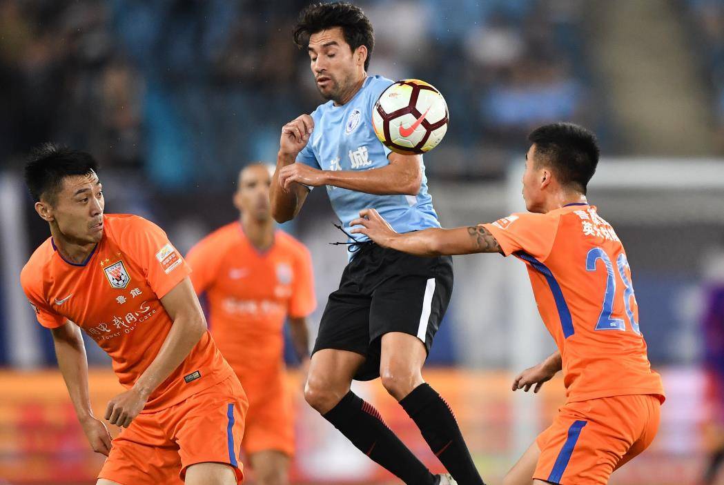 鲁能客场击败绿城，取得连胜