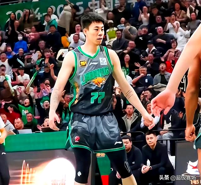 顶级篮球赛事聚焦本土球员表现