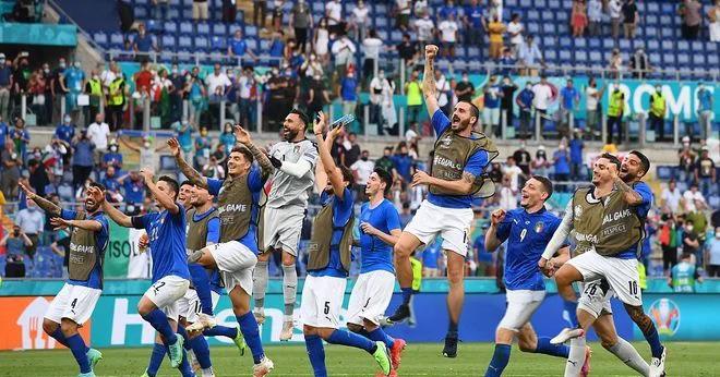 开云体育-包含战术丰富多样，球队整体作战成就辉煌的词条