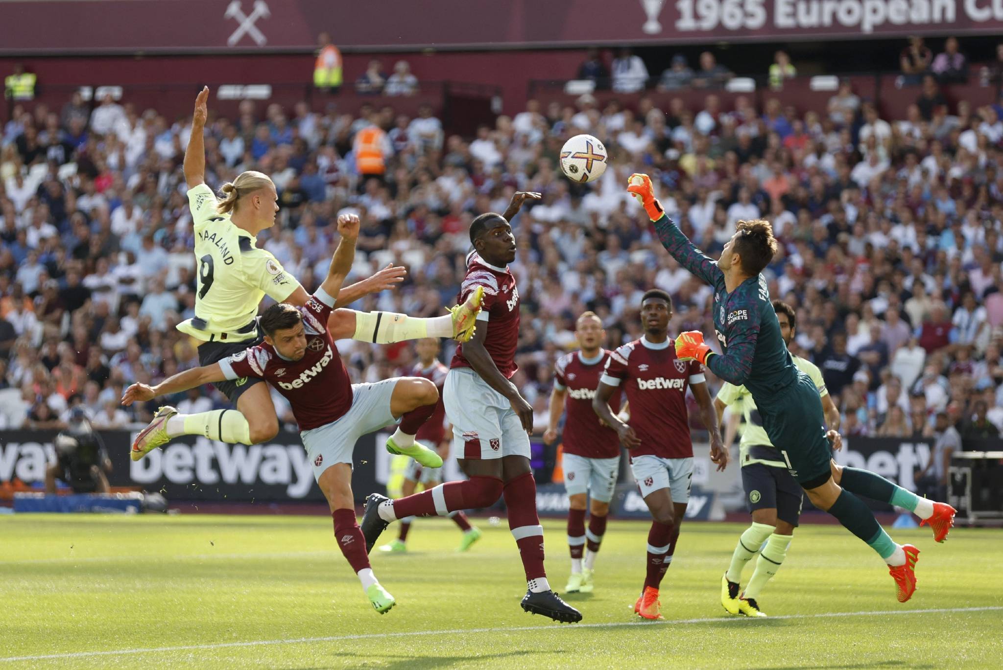 开云体育APP下载-大洋洲足球联赛再战，热血球员决胜负的简单介绍