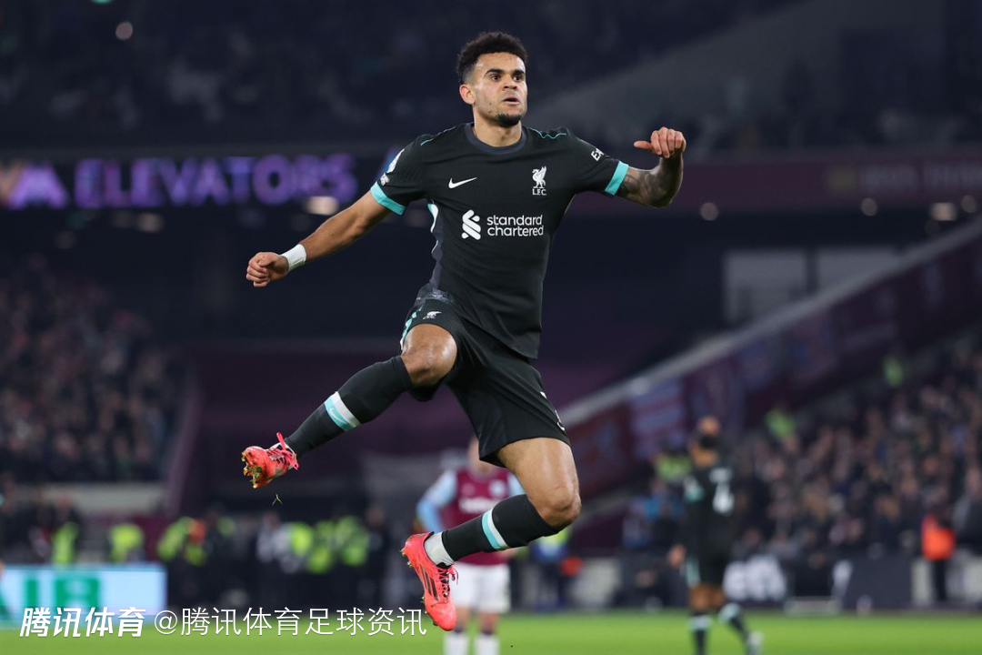 巴塞罗那新签约补强中场，球队实力大增