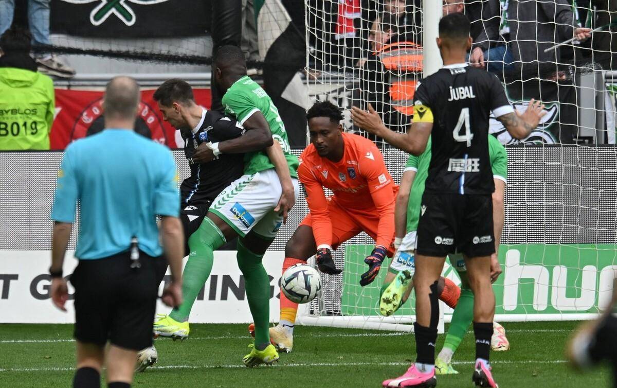 关于瓦朗谢纳战平对手，保级心情低落的信息