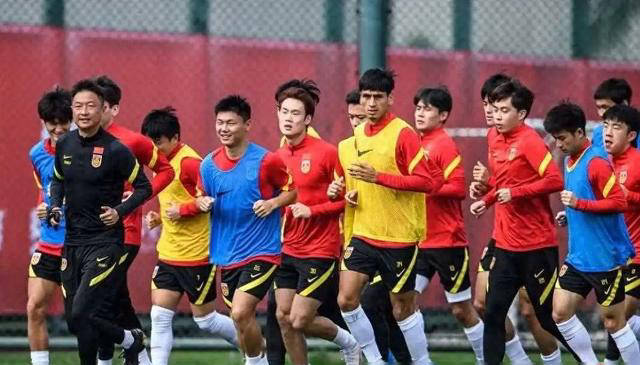 开云体育官方网站-亚洲球队备战国际大赛球迷热切期待的简单介绍