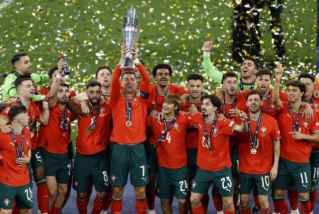 F1赛车赛场上C罗再创辉煌