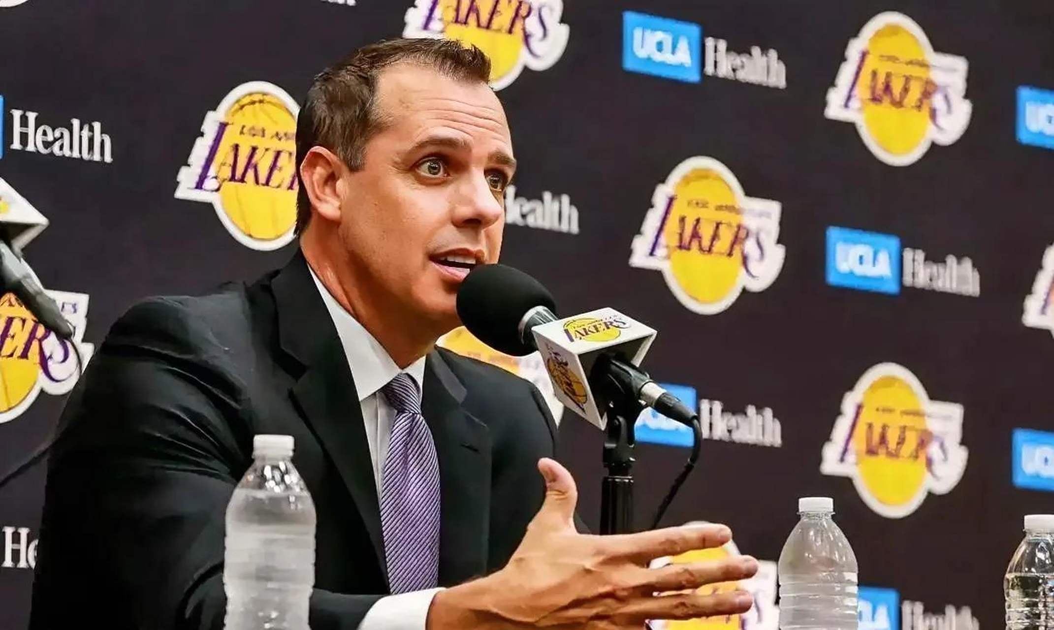 开云体育在线-关于雄鹿队内部关系紧张，主教练发声解释的信息