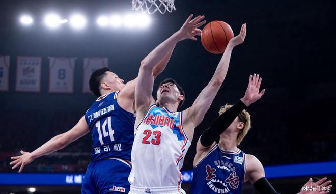 开云下载-关于太空人队雄心勃勃，力争晋级季后赛的信息