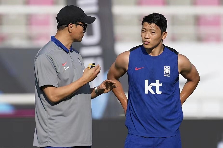 韩国队选手冷静应对赢得胜利