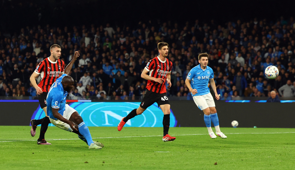 AC米兰全面准备,那波利迫切需要取胜 AC米兰全面准备,那波利迫切需要取胜