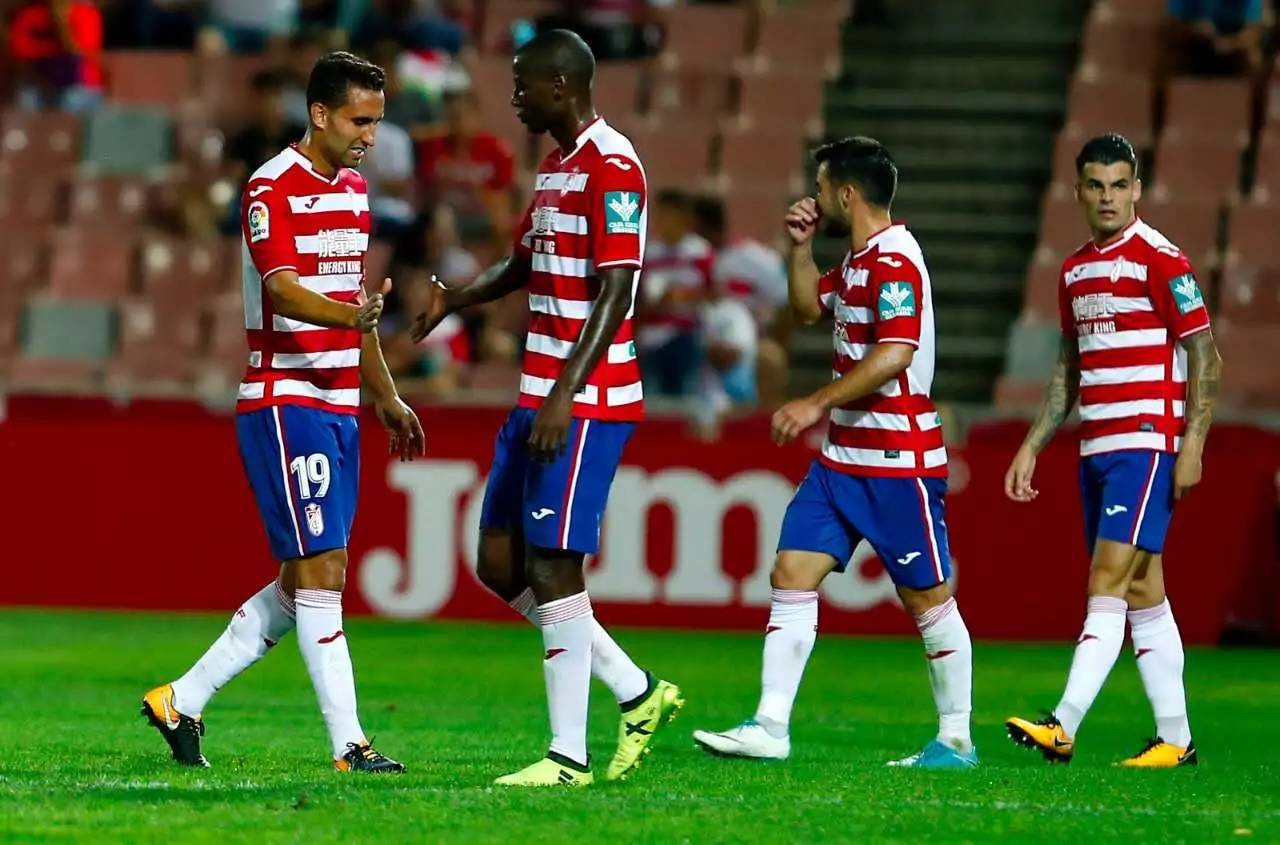 格拉纳达主场逼平强敌，斩获关键分数