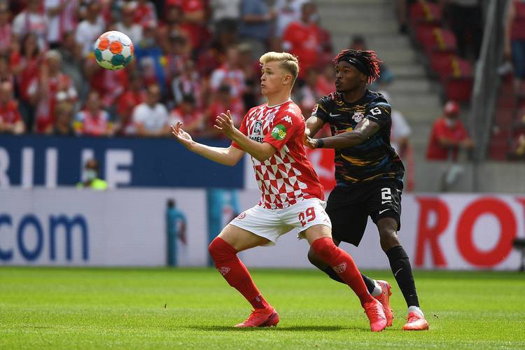 美因茨与科隆激战到最后,最终握手言和 美因茨与科隆激战到最后,最终握手言和