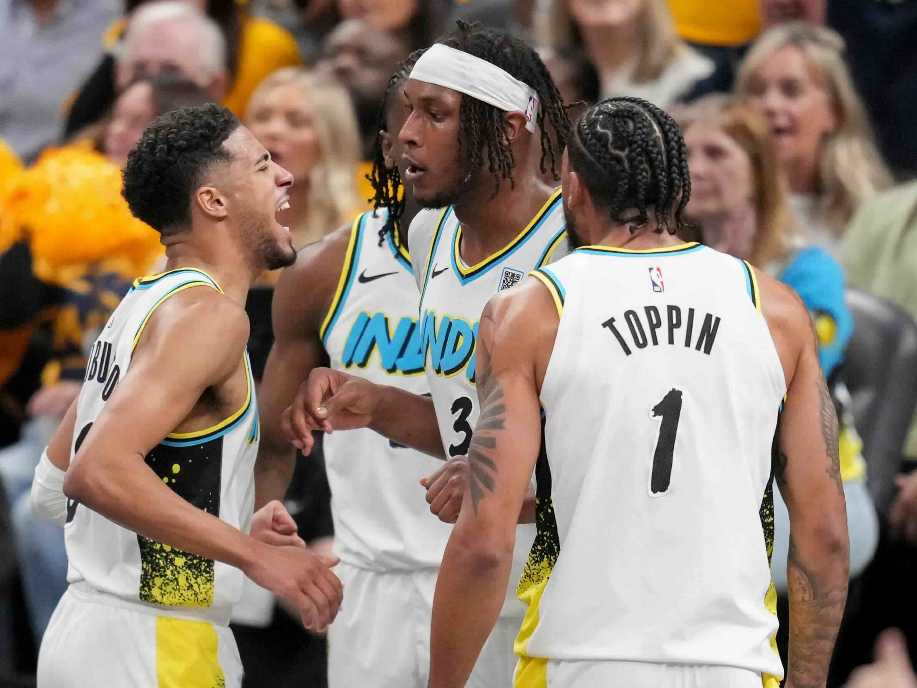 关于雄鹿队全队表现出色，轻松战胜对手的信息