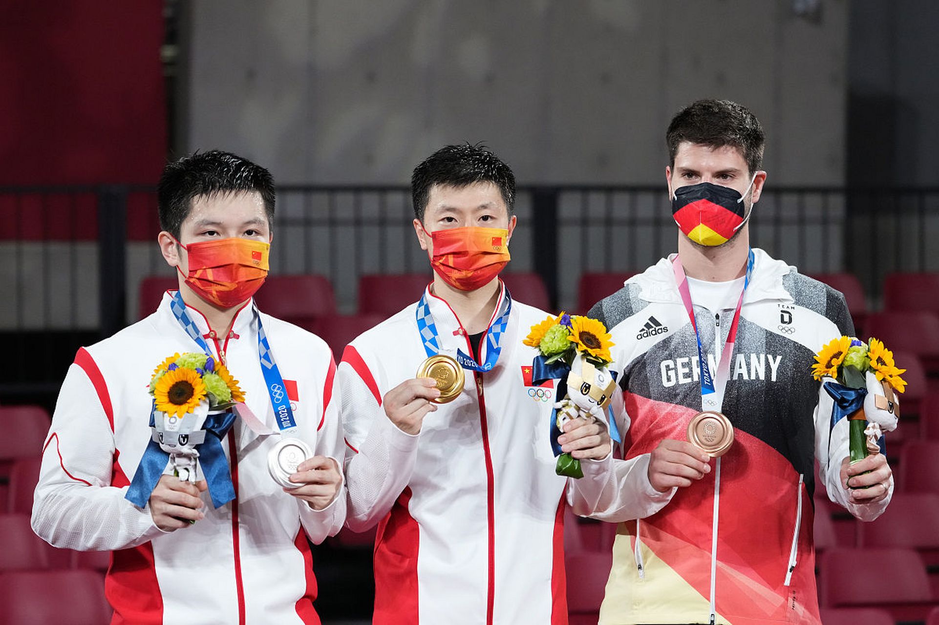 奥地利乒乓球队逆转德国乒乓球队,奥恰洛夫统治全场的简单介绍 奥地利乒乓球队逆转德国乒乓球队,奥恰洛夫统治全场的简单介绍